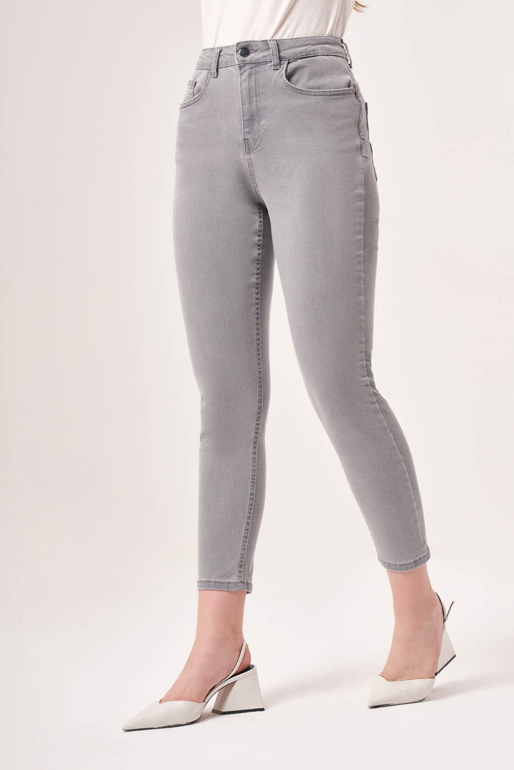 Mizalle Skinny Fit Gri Denim Pantolon