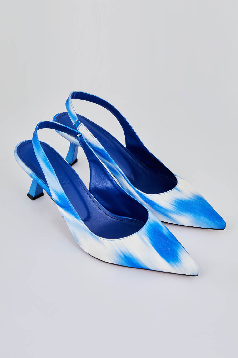 Mizalle Arkası Mavi Beyaz Mix Saten Stiletto