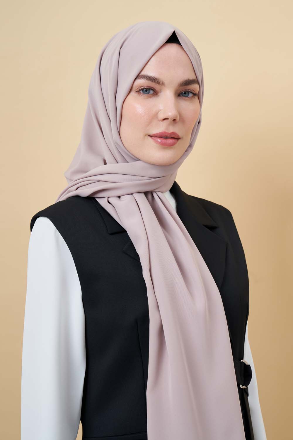 Mizalle Bej Rengi Medine İpeği Şal