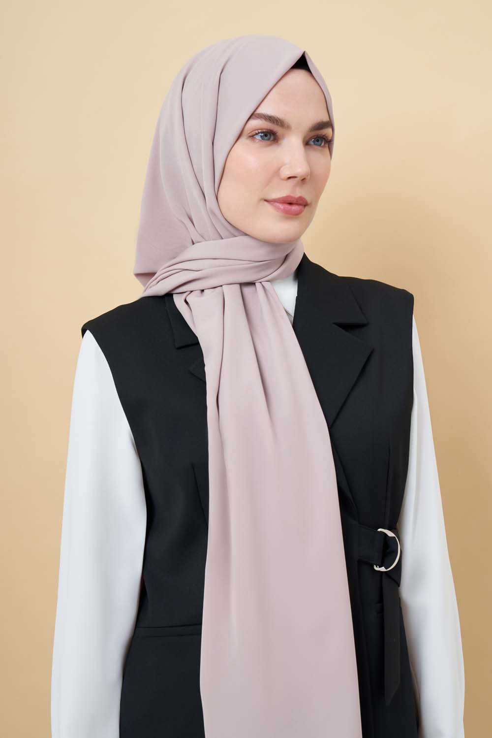 Mizalle Bej Rengi Medine İpeği Şal