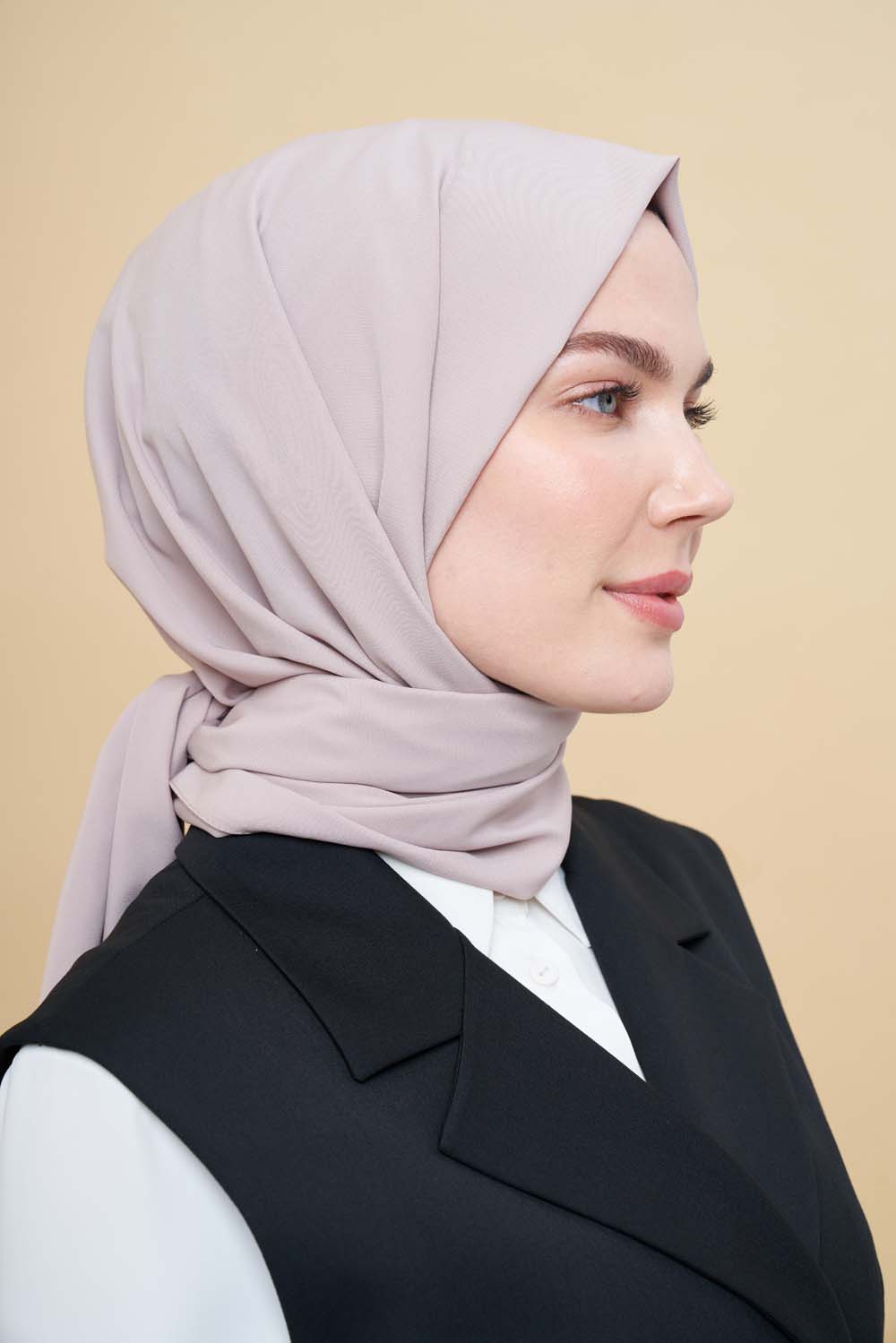 Mizalle Bej Rengi Medine İpeği Şal