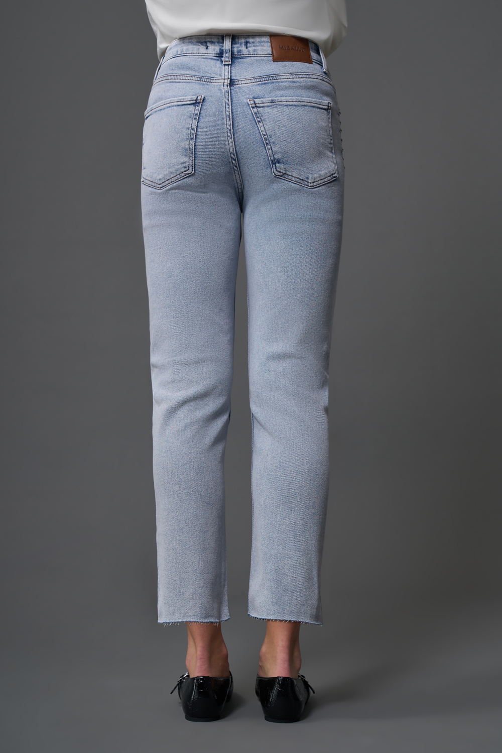 Mizalle Taş Detaylı Açık Mavi Denim Pantolon