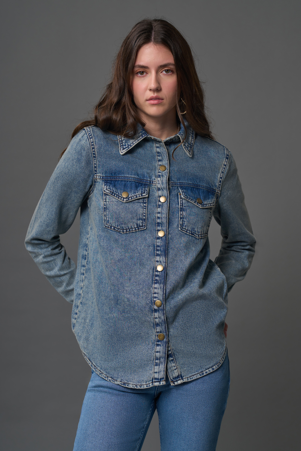 Mizalle Çift Cepli Klasik Koyu Mavi Denim Gömlek