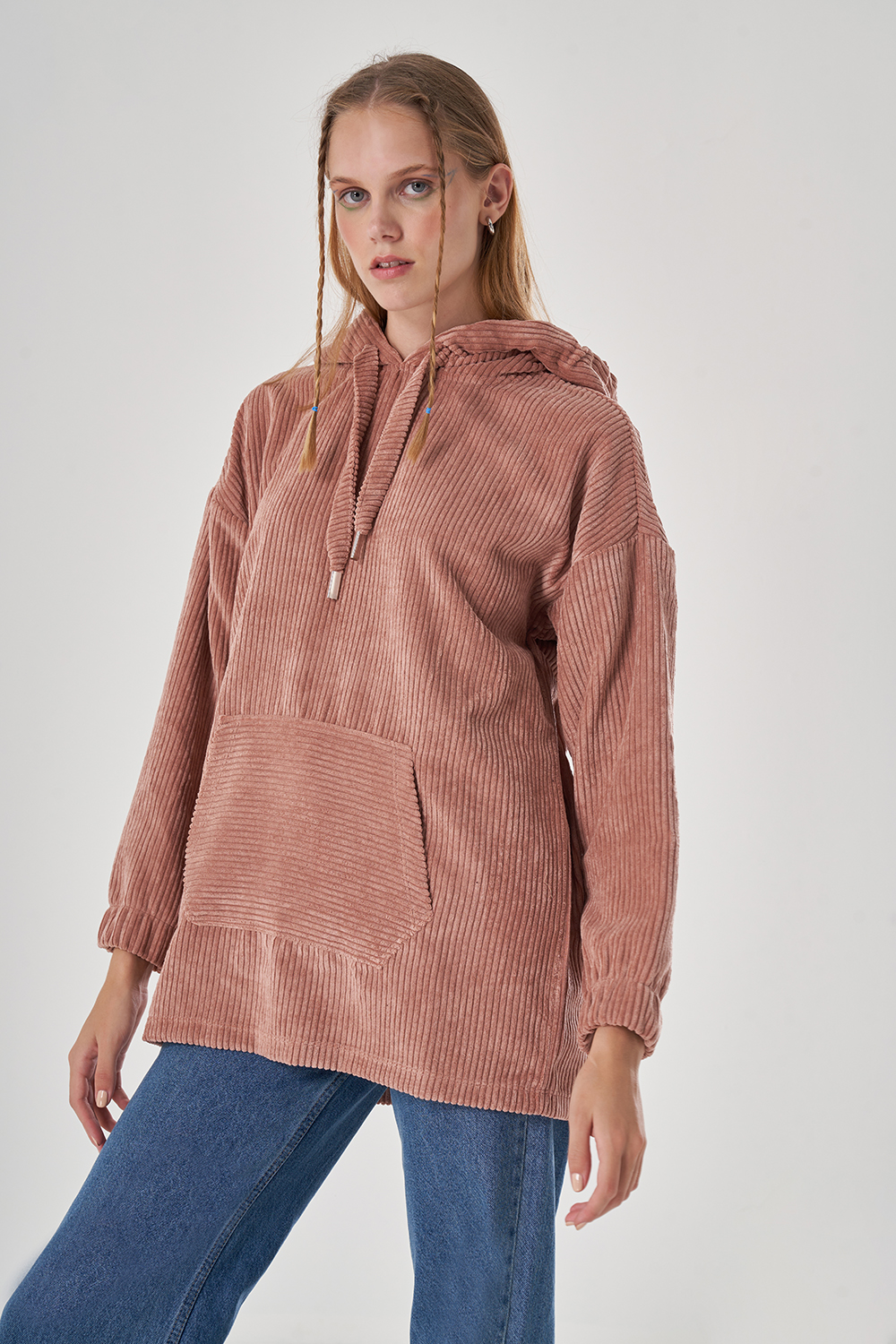 Mizalle Gül Kurusu Kanguru Cepli Fitilli Kadife Sweatshirt