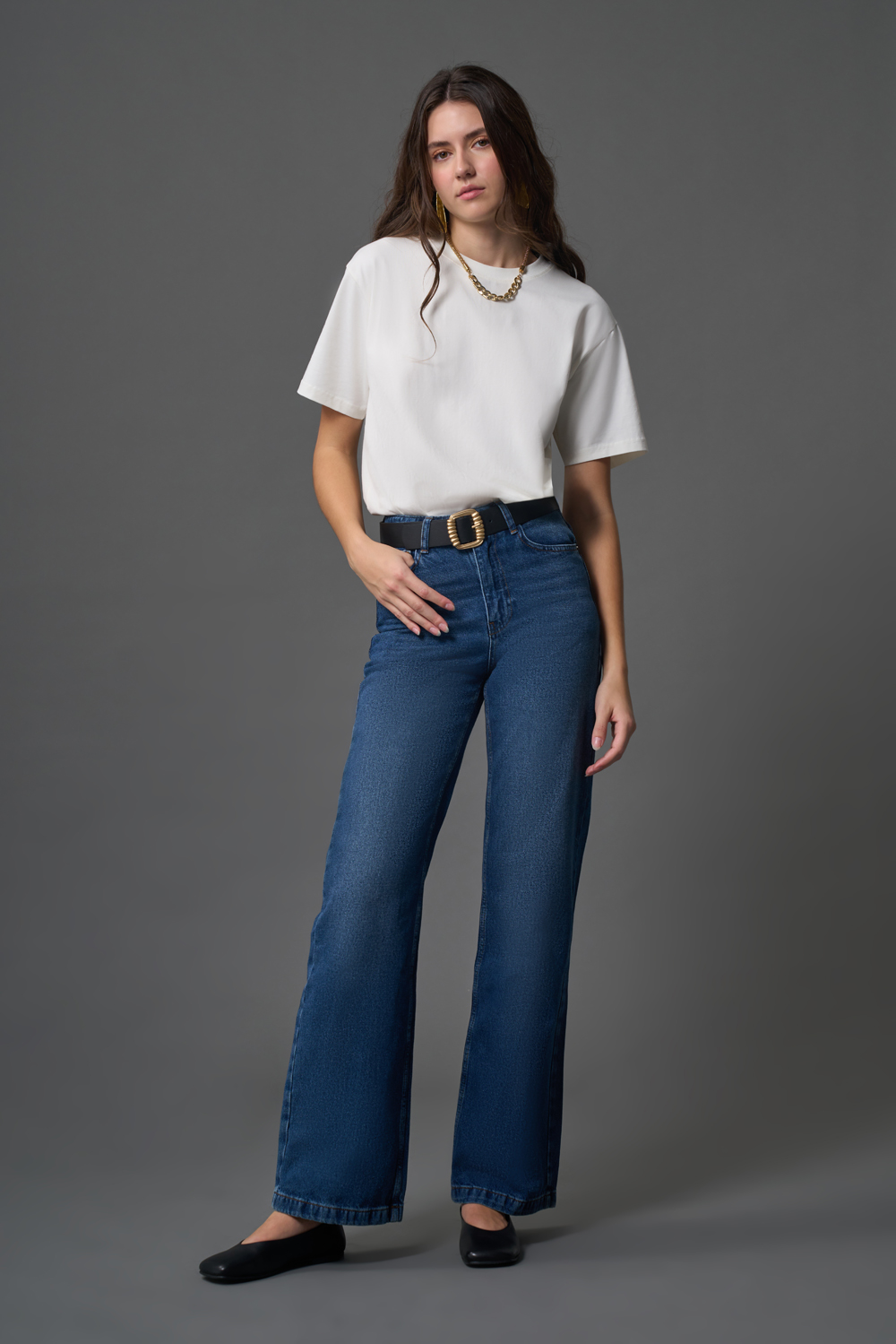 Mizalle Dar Kalıp Geniş Paça Koyu Mavi Denim Pantolon