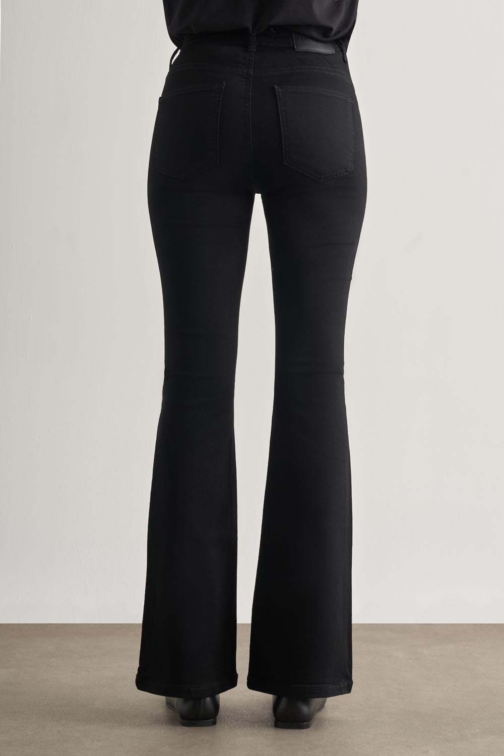 Mizalle Skinny Fit Flare Paça Siyah Denim Pantolon