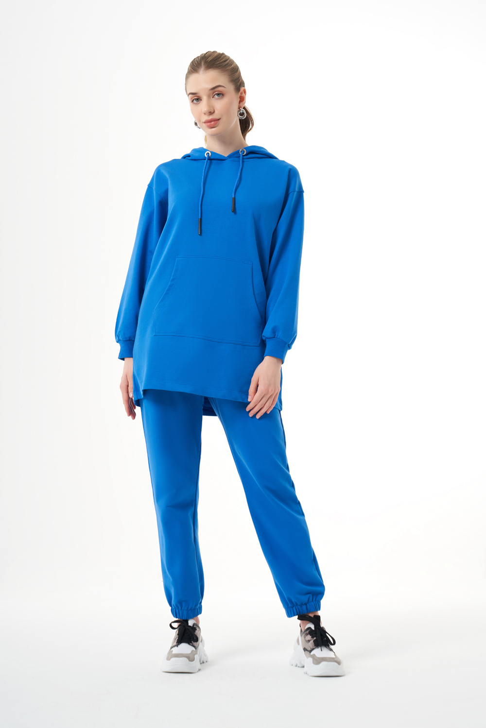 Mizalle Kapüşonlu Kanguru Cepli Mavi Sweatshirt