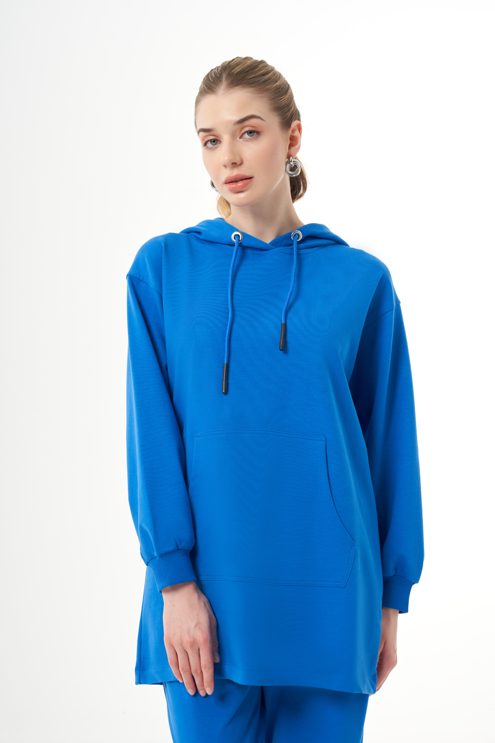 Mizalle Kapüşonlu Kanguru Cepli Mavi Sweatshirt