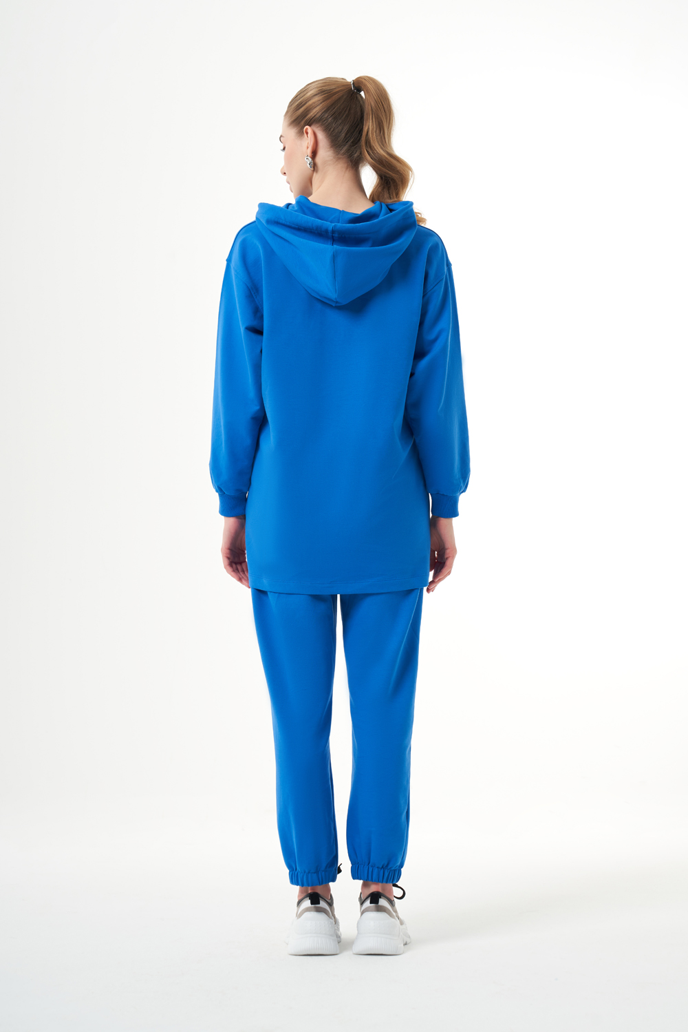 Mizalle Kapüşonlu Kanguru Cepli Mavi Sweatshirt