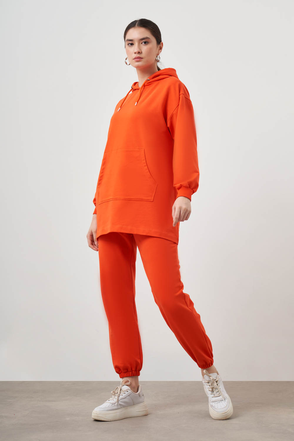Mizalle Kapüşonlu Kanguru Cepli Nar Çiçeği Sweatshirt