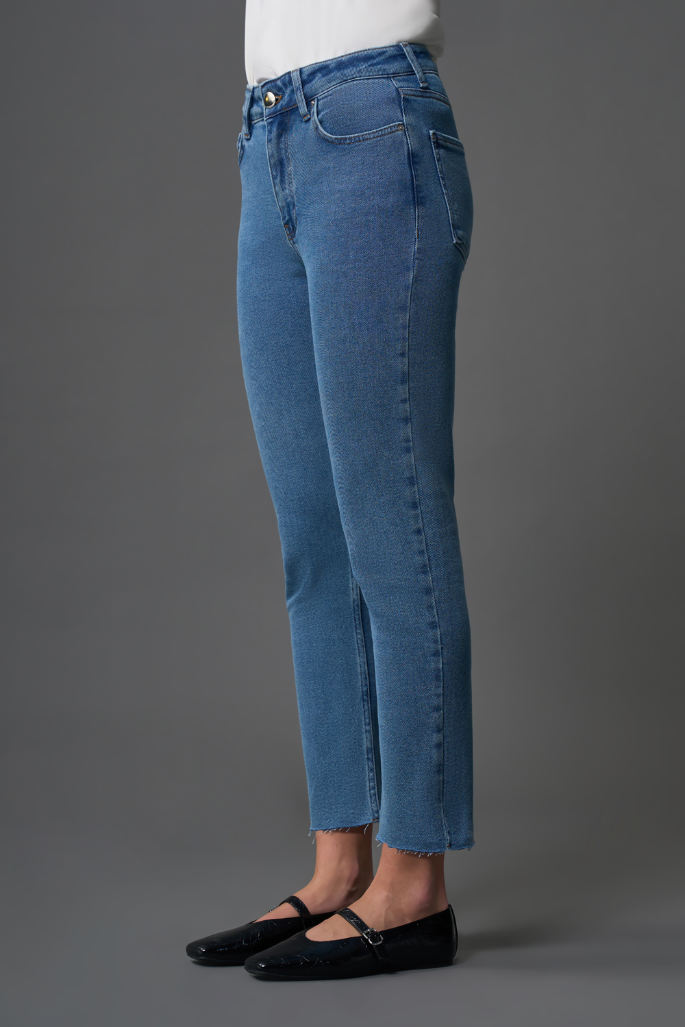 Mizalle Dar Kesim Kesik Paçalı Mom Fit Mavi Denim Pantolon