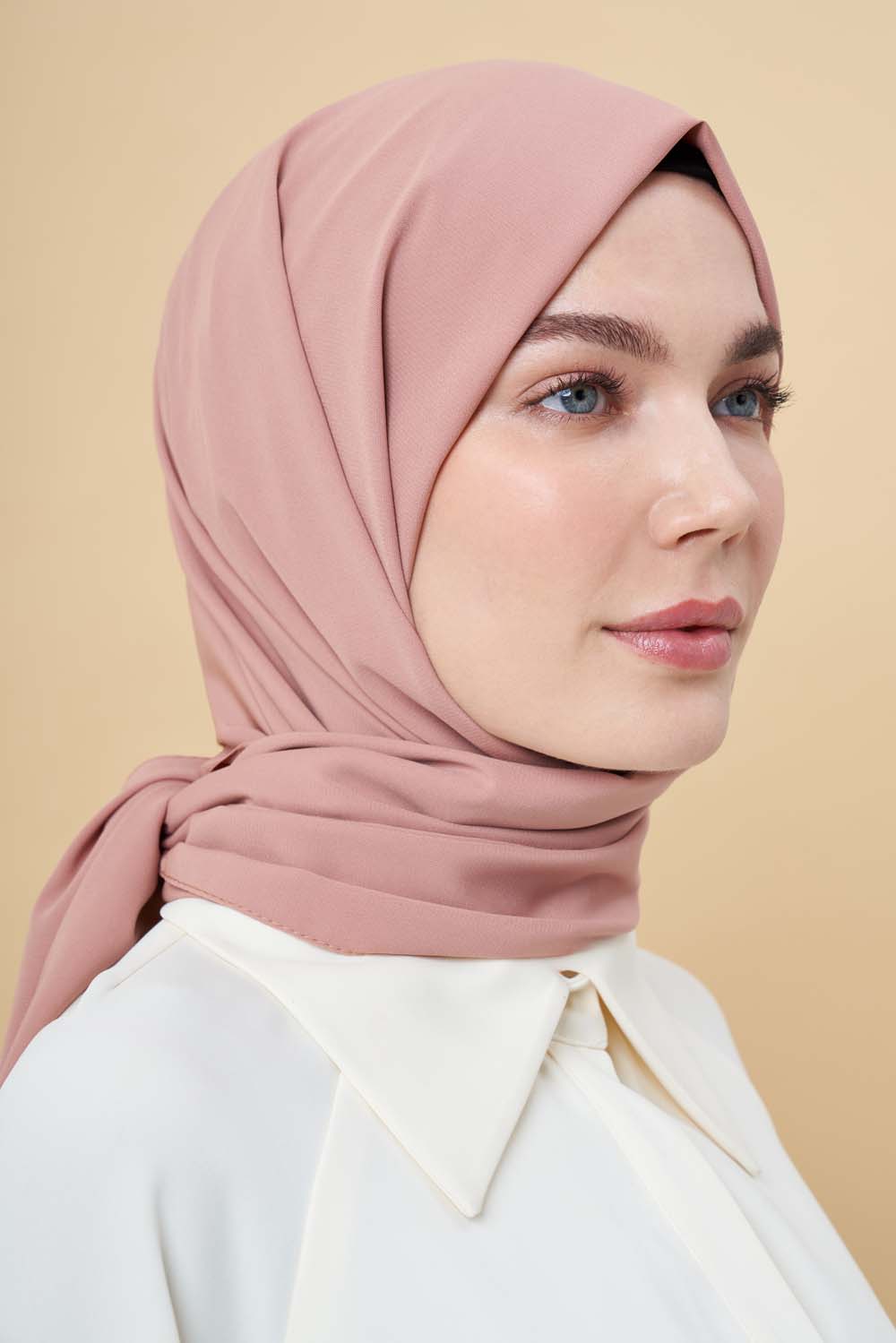 Mizalle Kiremit Rengi Medine İpeği Şal