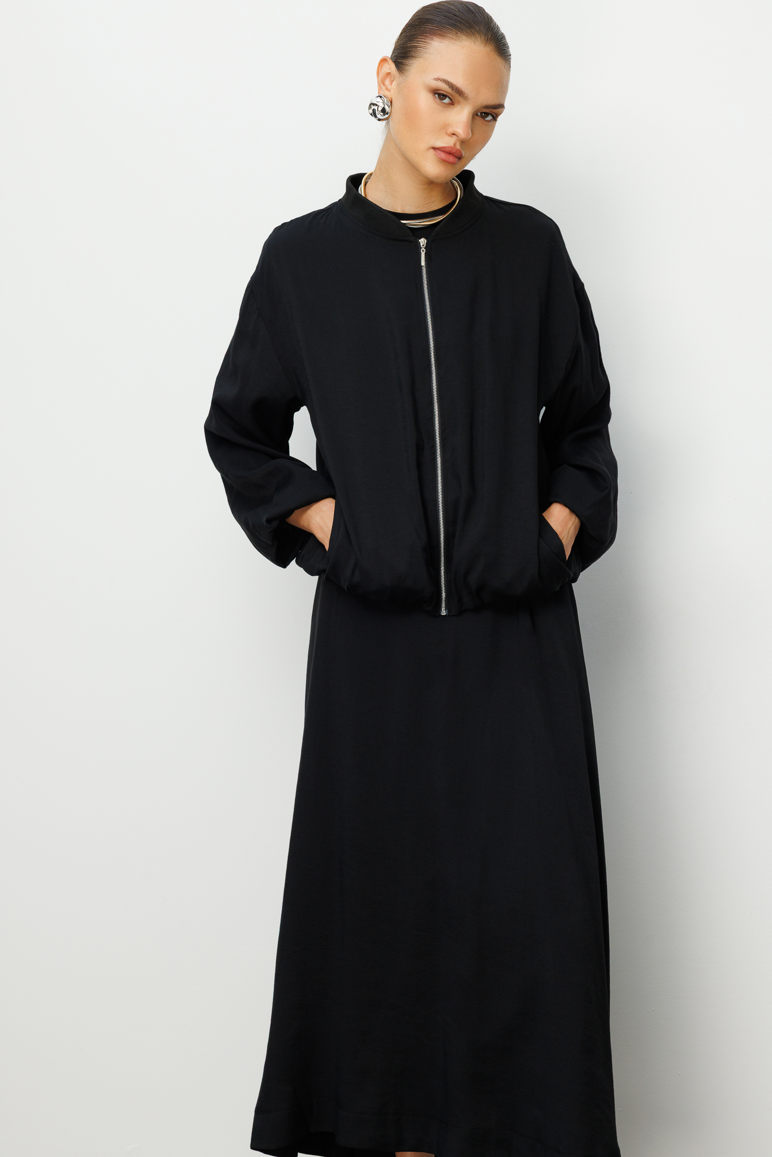 Mizalle Modal Karışımlı Siyah Oversize Bomber Ceket