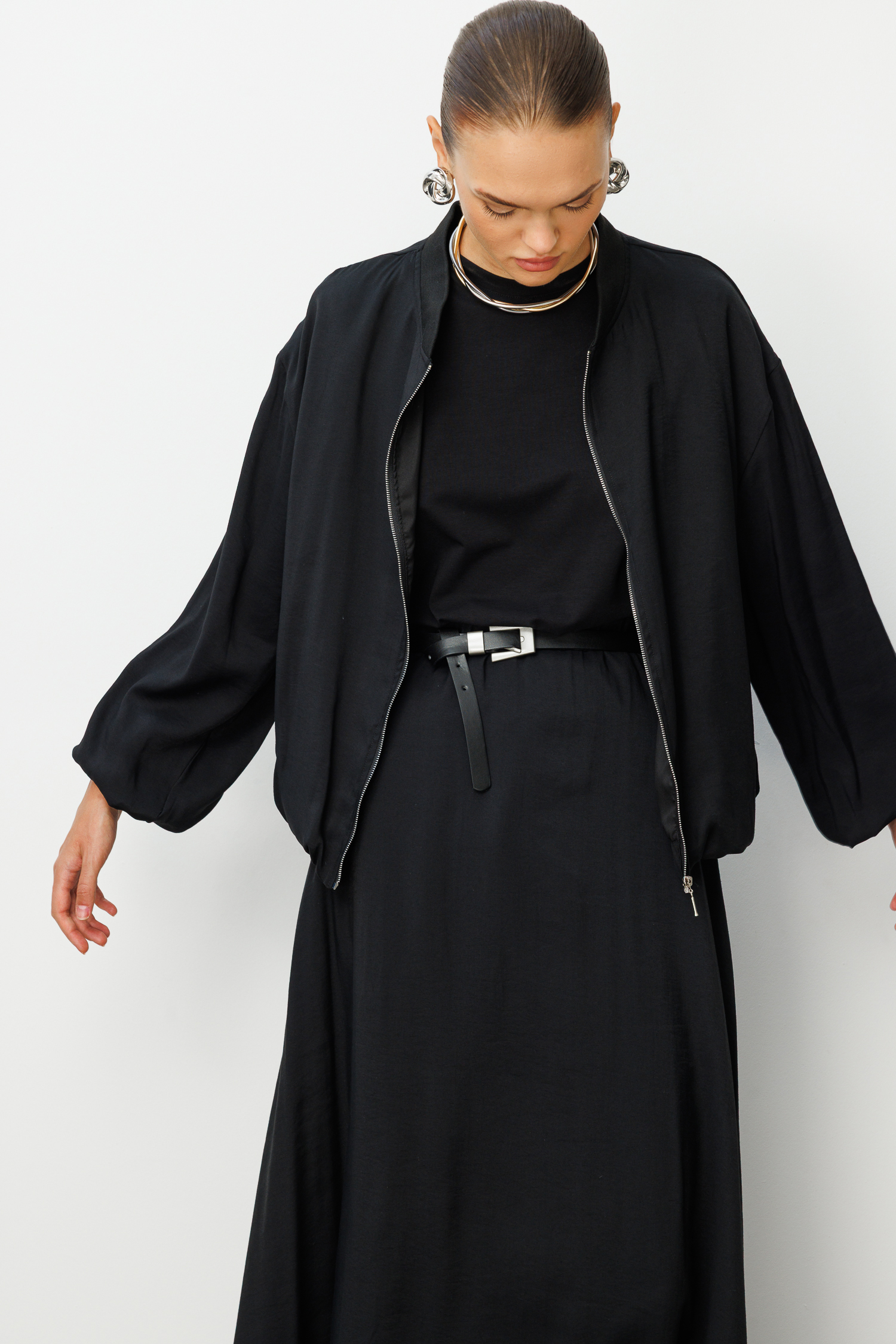 Mizalle Modal Karışımlı Siyah Oversize Bomber Ceket