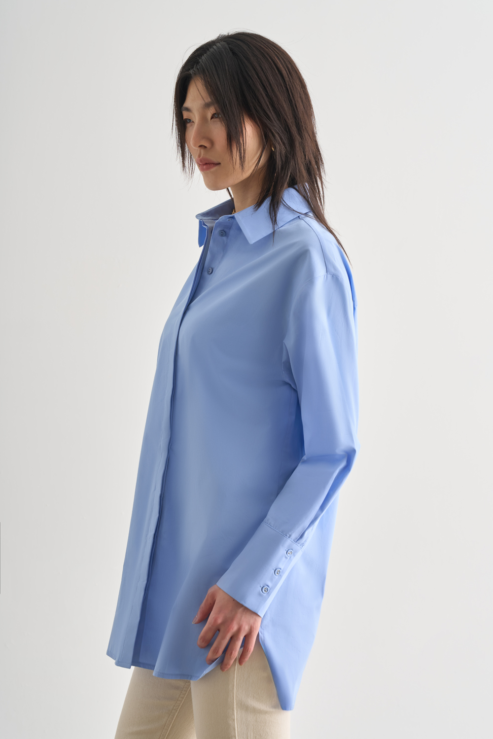 Mizalle Premium Saf Pamuk Kalın Manşetli Oversize Mavi Gömlek