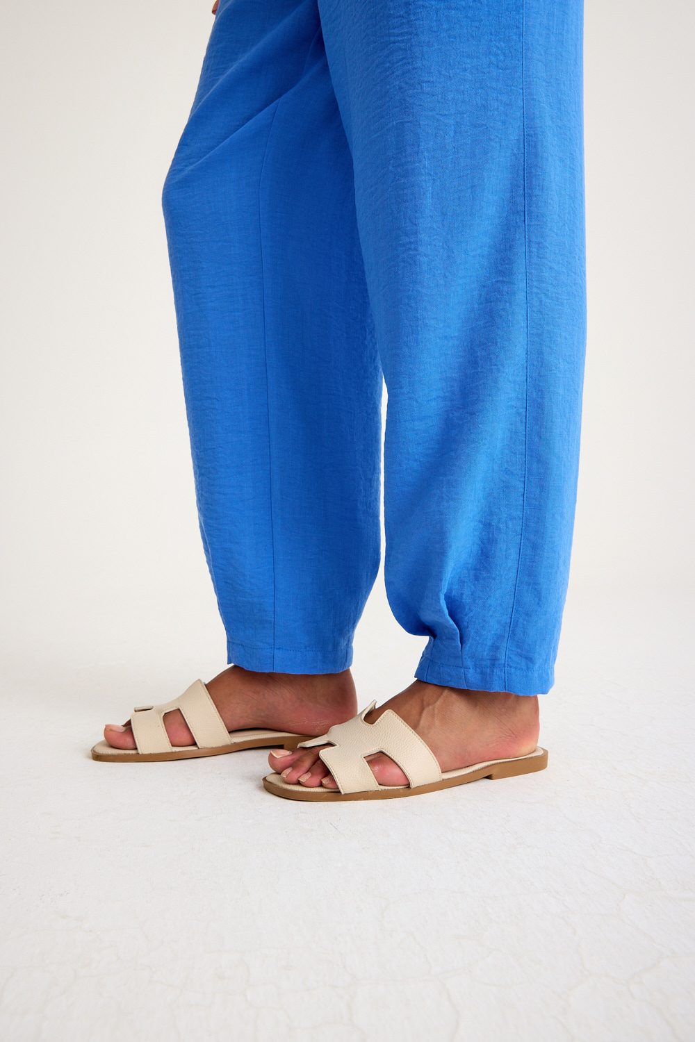 Mizalle Keten Görünümlü Rahat Kesim Mavi Jogger Pantolon