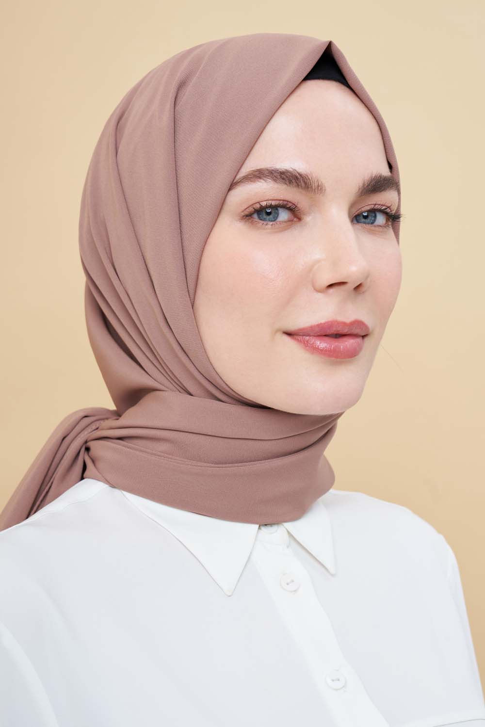 Mizalle Açık Kahverengi Medine İpeği Şal