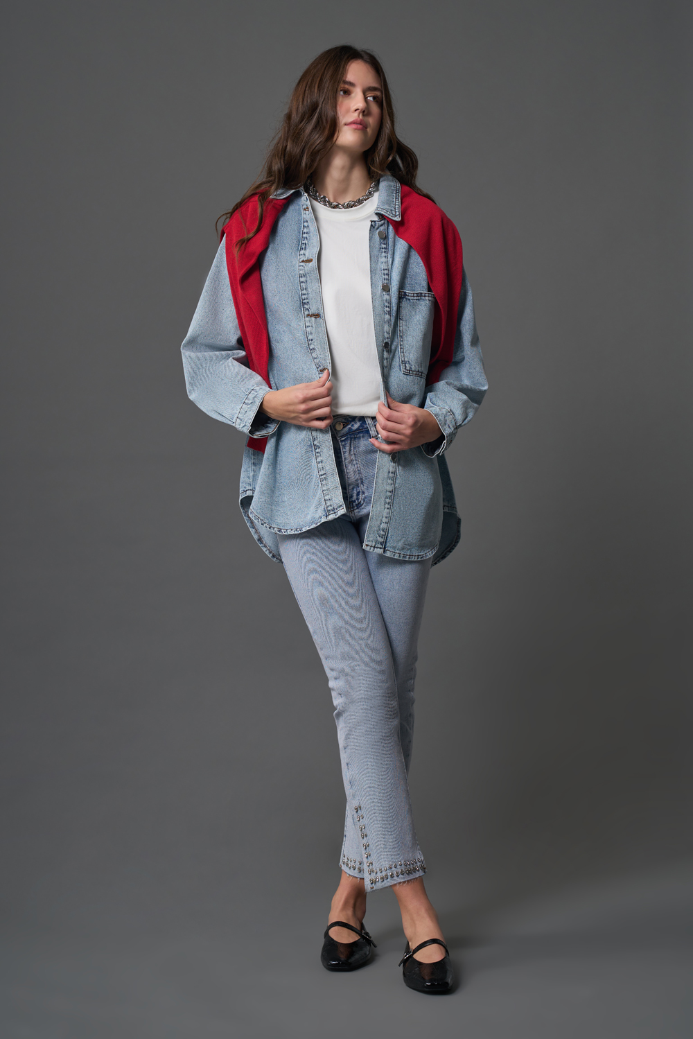 Mizalle Tek Cepli Rahat Kesimli Uzun Açık Mavi Denim Gömlek