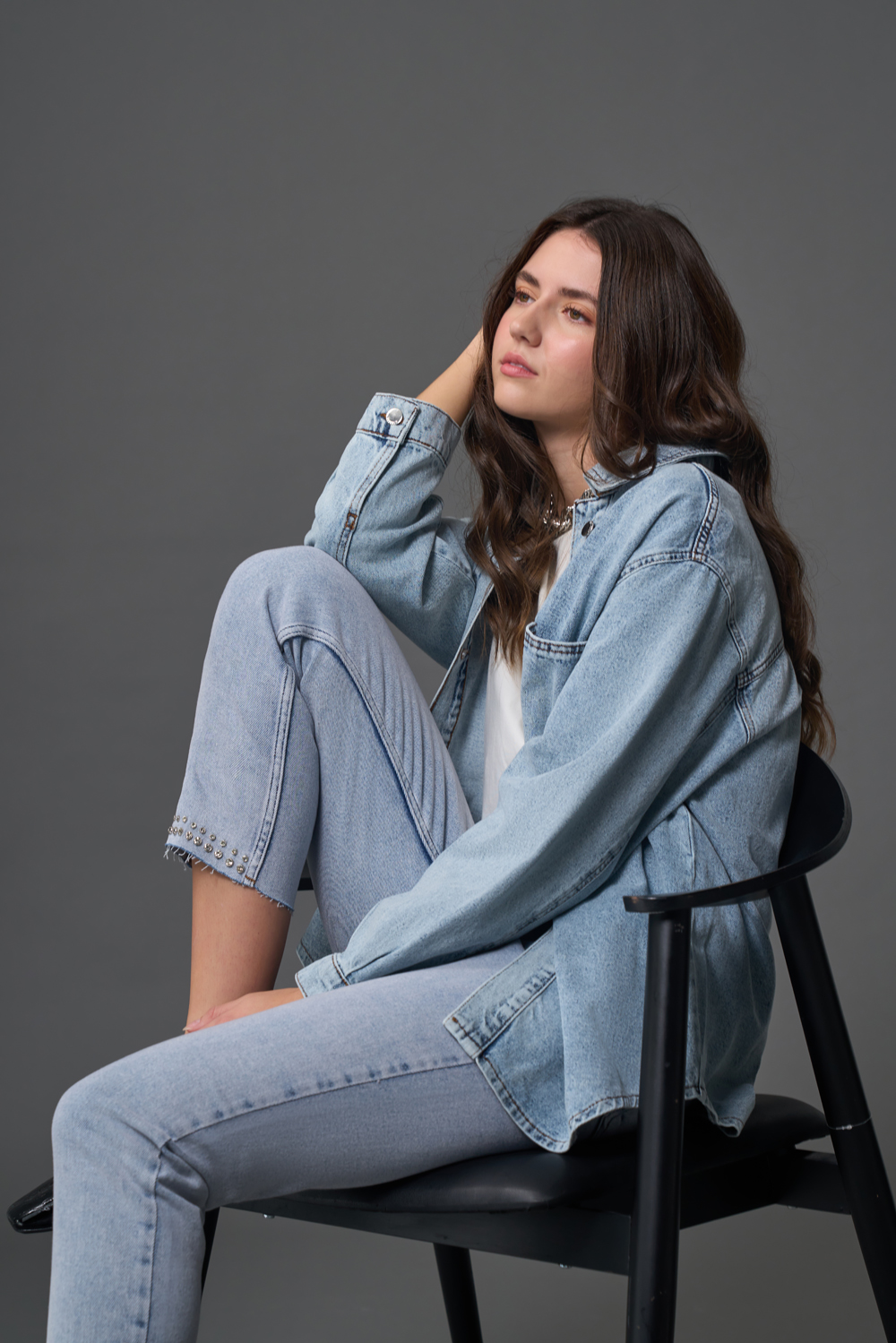 Mizalle Tek Cepli Rahat Kesimli Uzun Açık Mavi Denim Gömlek