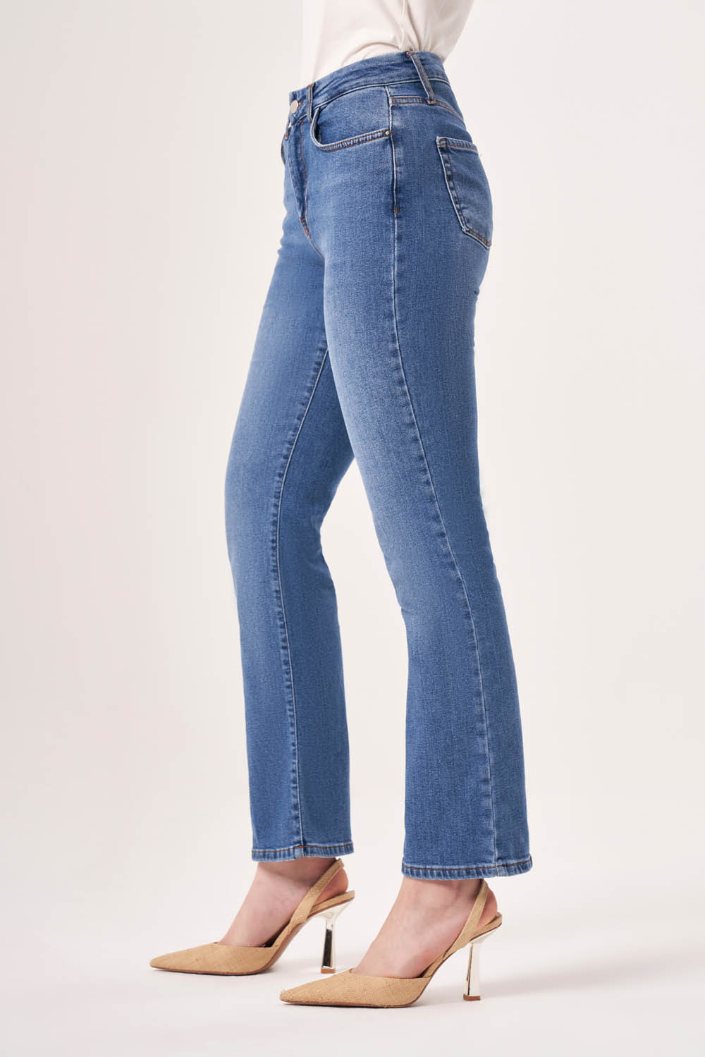 Mizalle İndigo Mavi Straight Fit Denim Pantolon