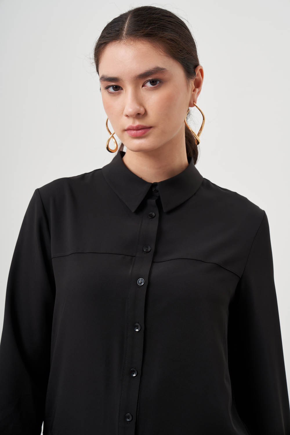Mizalle Basic Siyah Şifon Gömlek