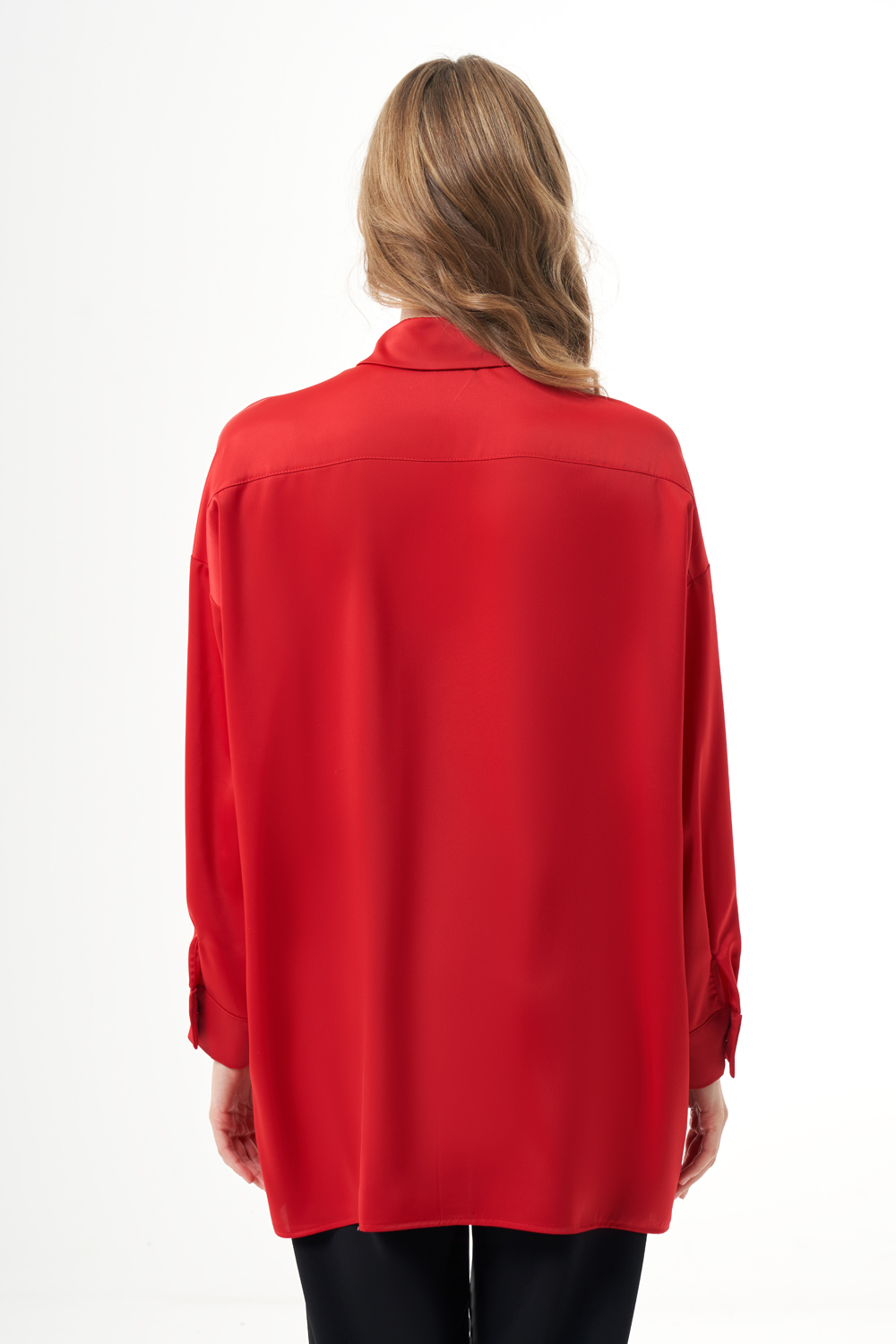 Mizalle Metal Düğmeli Oversize Nar Çiçeği Saten Gömlek