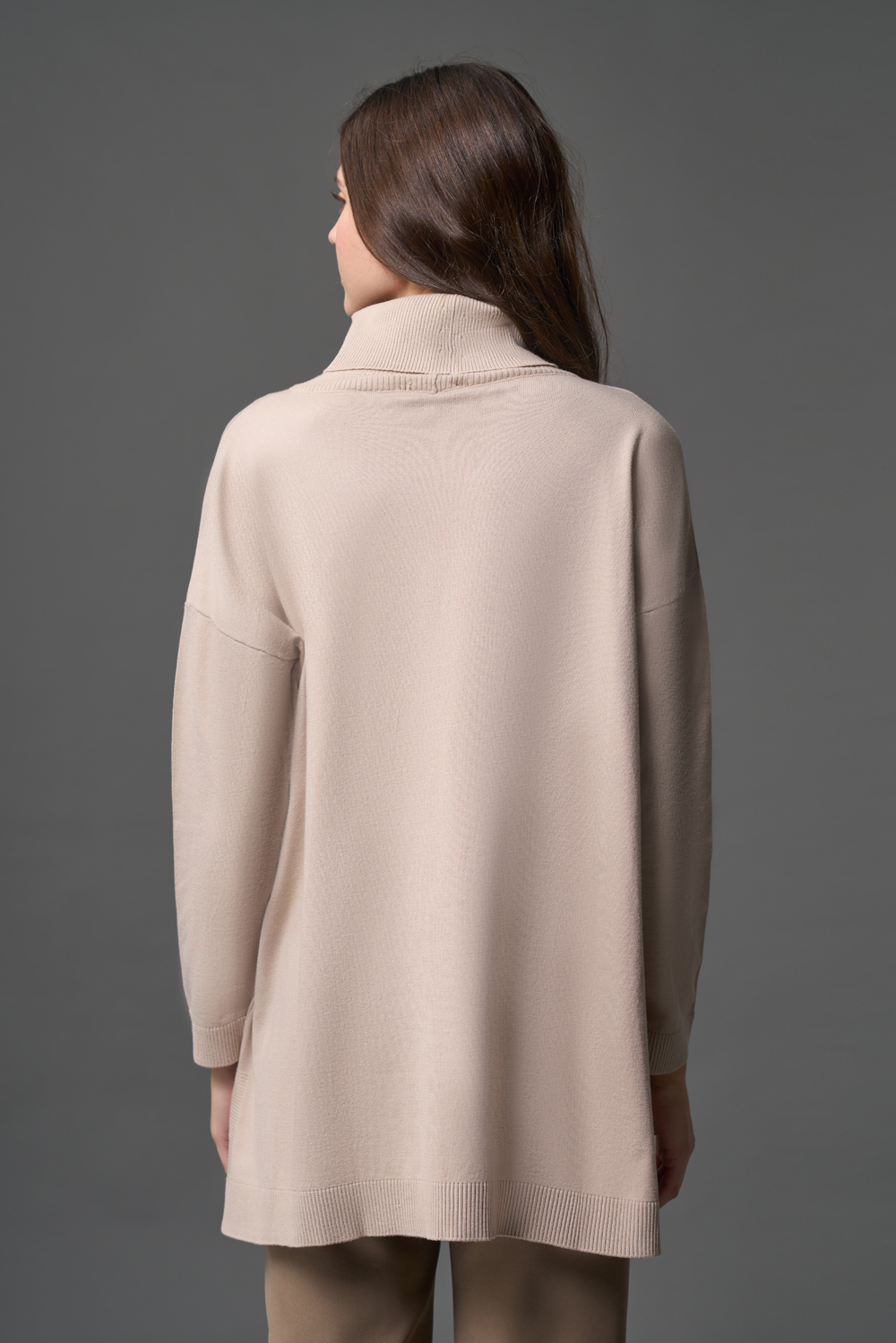 Mizalle Balıkçı Yaka Uzun Oversize Camel Triko Kazak