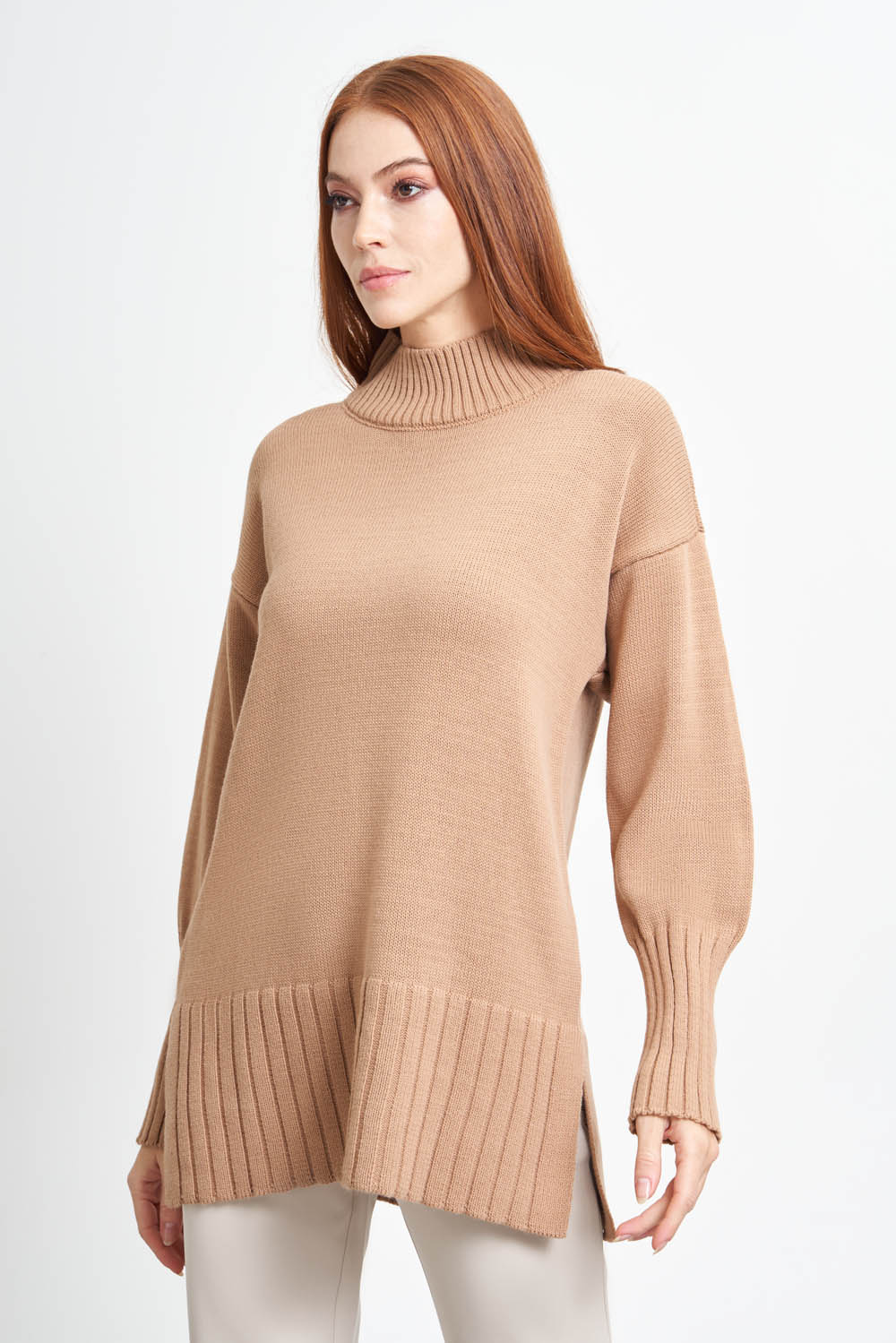 Mizalle Dik Yaka Oversize Camel Uzun Triko Kazak