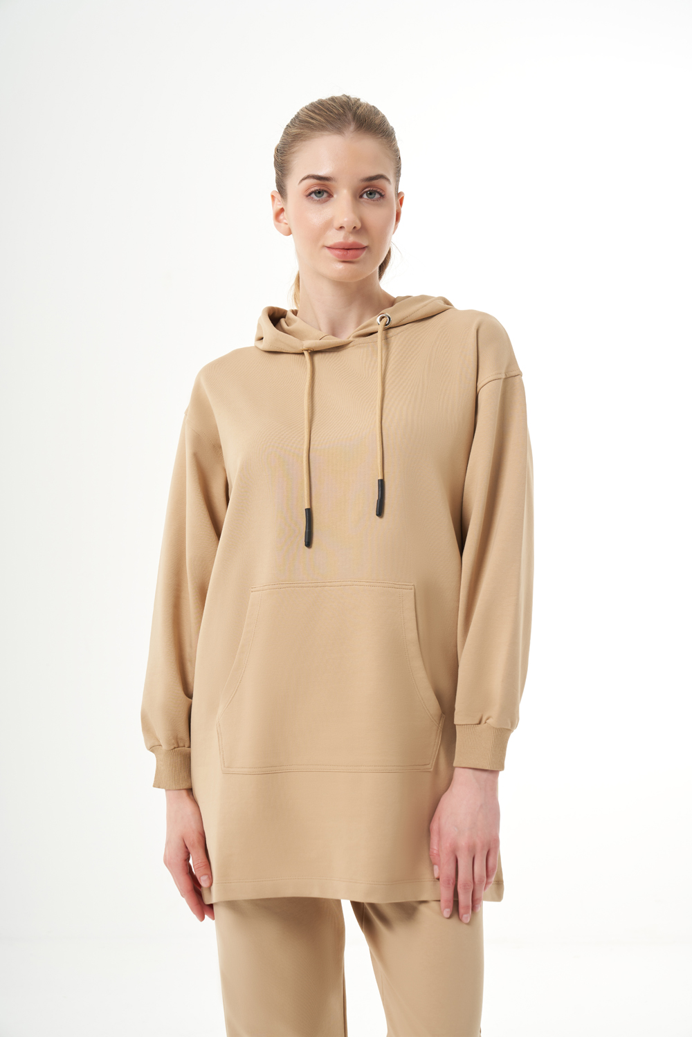 Mizalle Kapüşonlu Kanguru Cepli Bej Rengi Sweatshirt