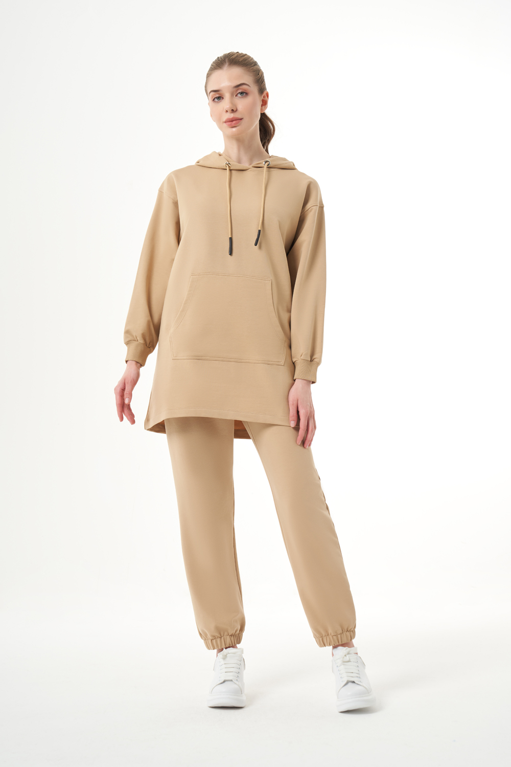 Mizalle Kapüşonlu Kanguru Cepli Bej Rengi Sweatshirt