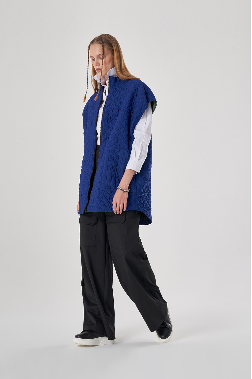 Mizalle Kapitone Oversize Saks Mavisi Yelek