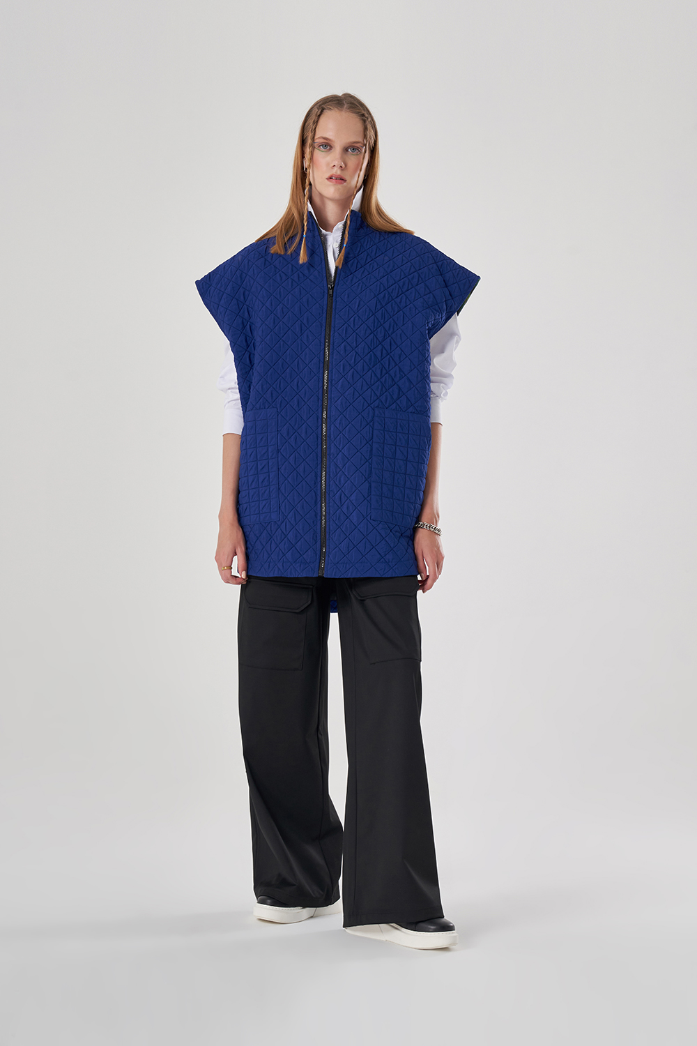 Mizalle Kapitone Oversize Saks Mavisi Yelek