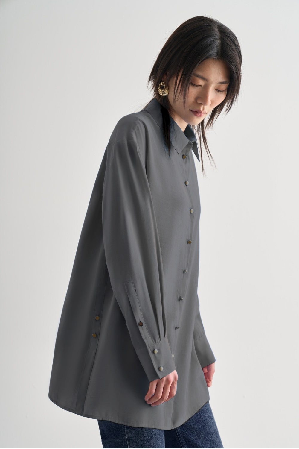Mizalle Yan Düğme Detaylı Premium Modal Gri Tunik