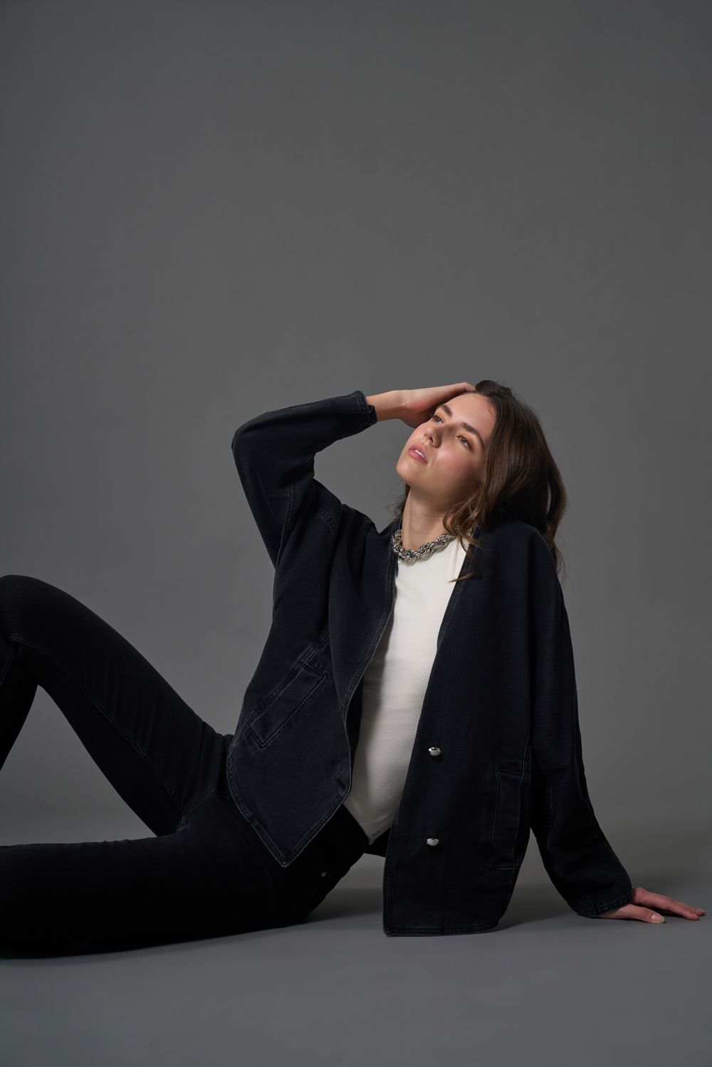 Mizalle Antrasit Oversize Yakasız Denim Ceket