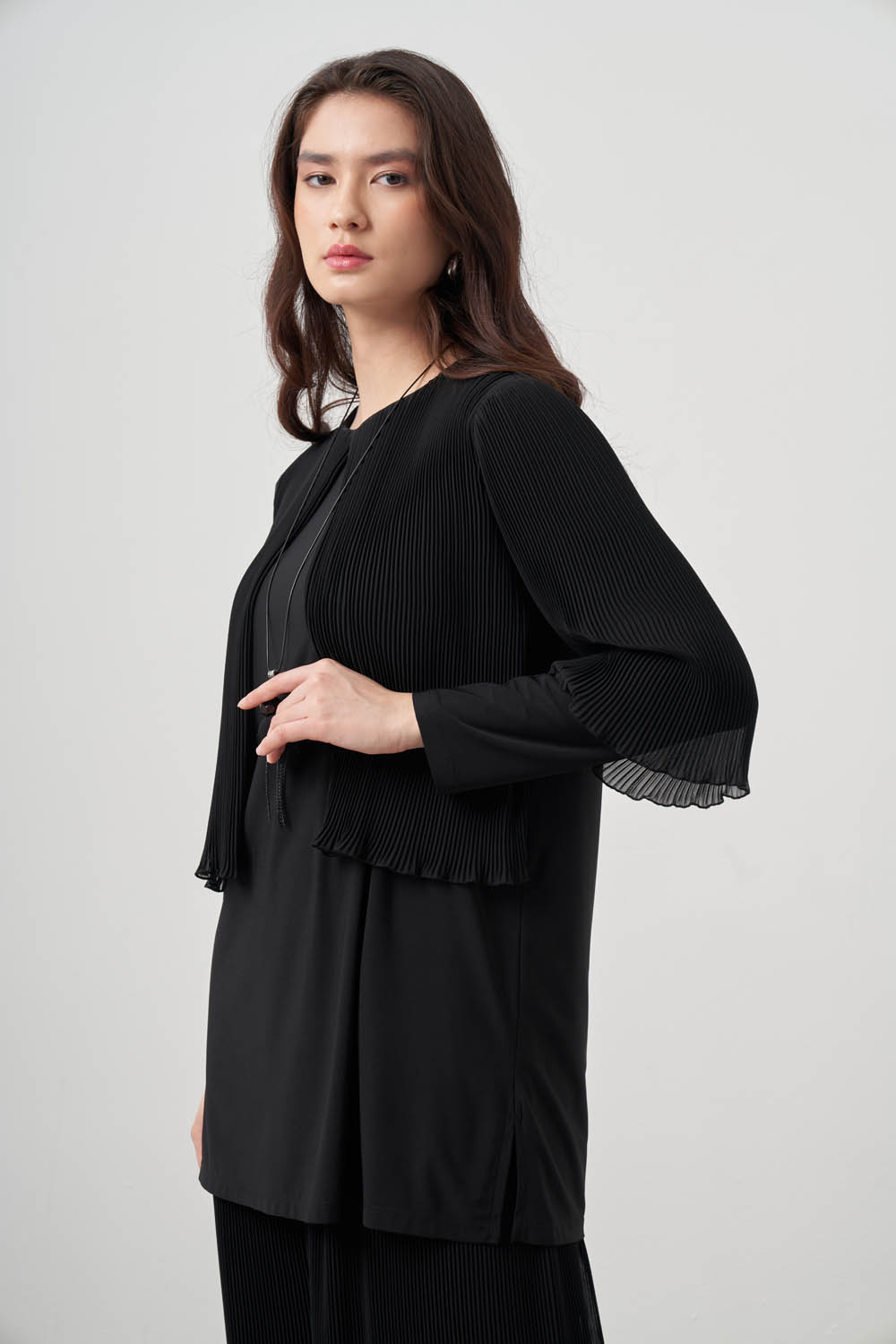 Mizalle Kat Pliseli Siyah Şifon Tunik