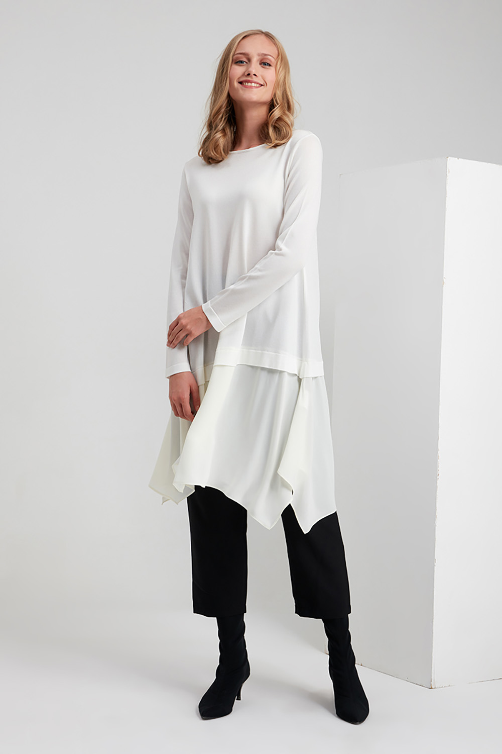 Şifon Garnili Rayon Ekru Tunik