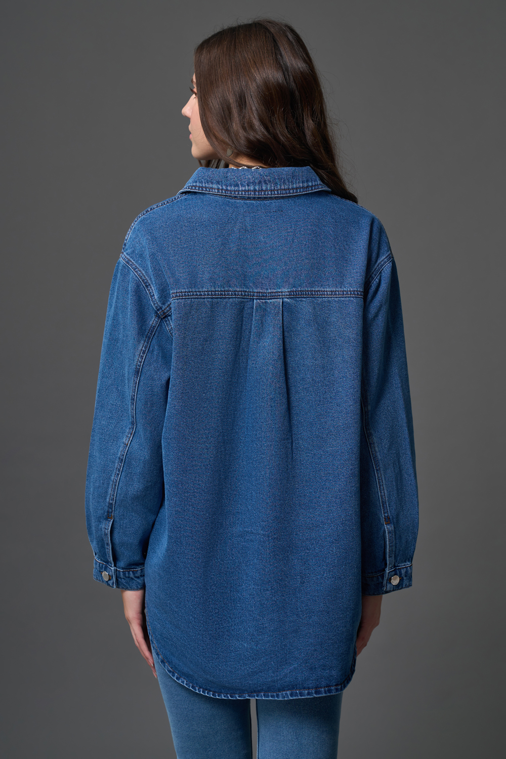 Mizalle Tek Cepli Rahat Kesimli Uzun Mavi Denim Gömlek