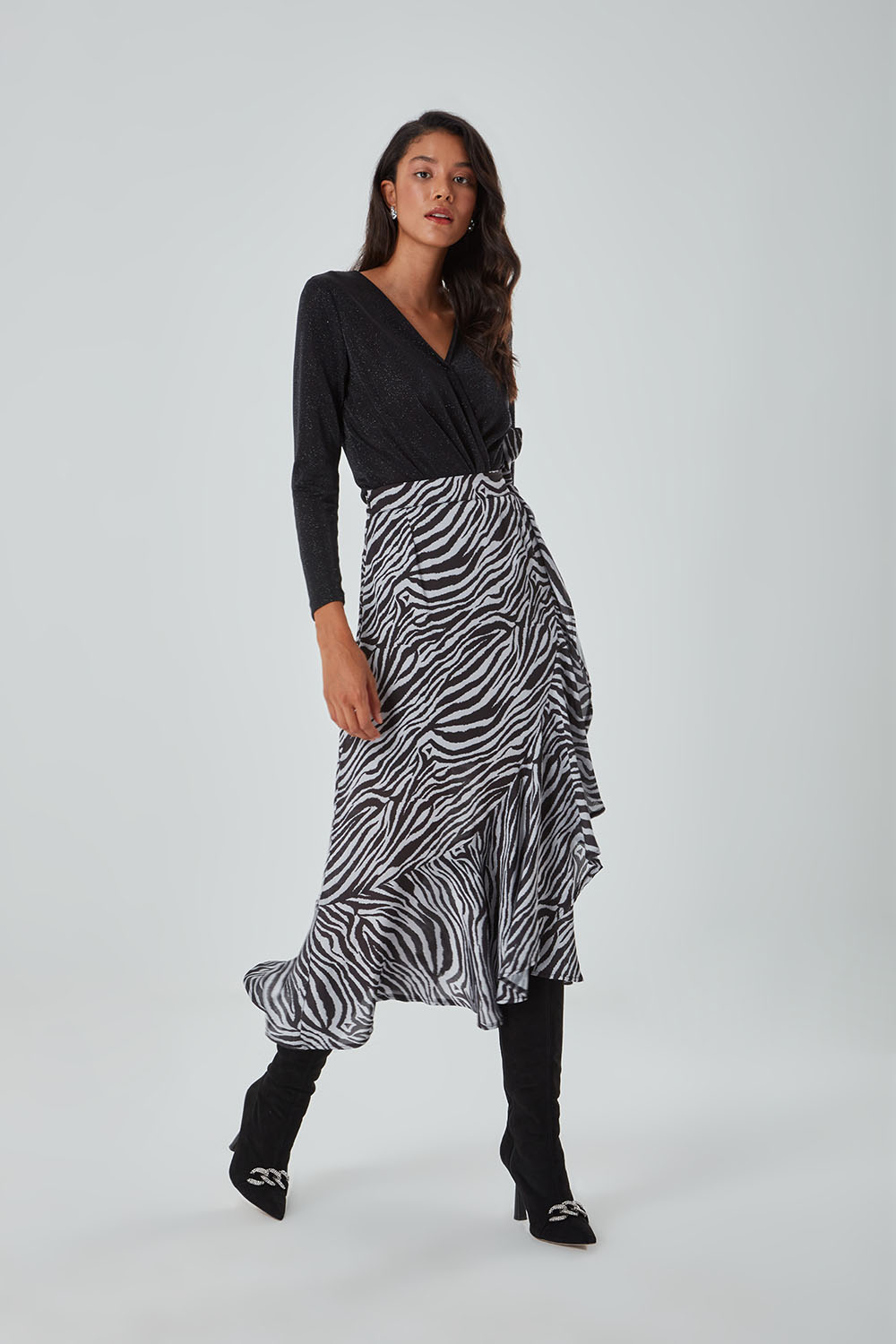 Mizalle Zebra Desenli Fırfırlı Anvelop Bağlı Etek