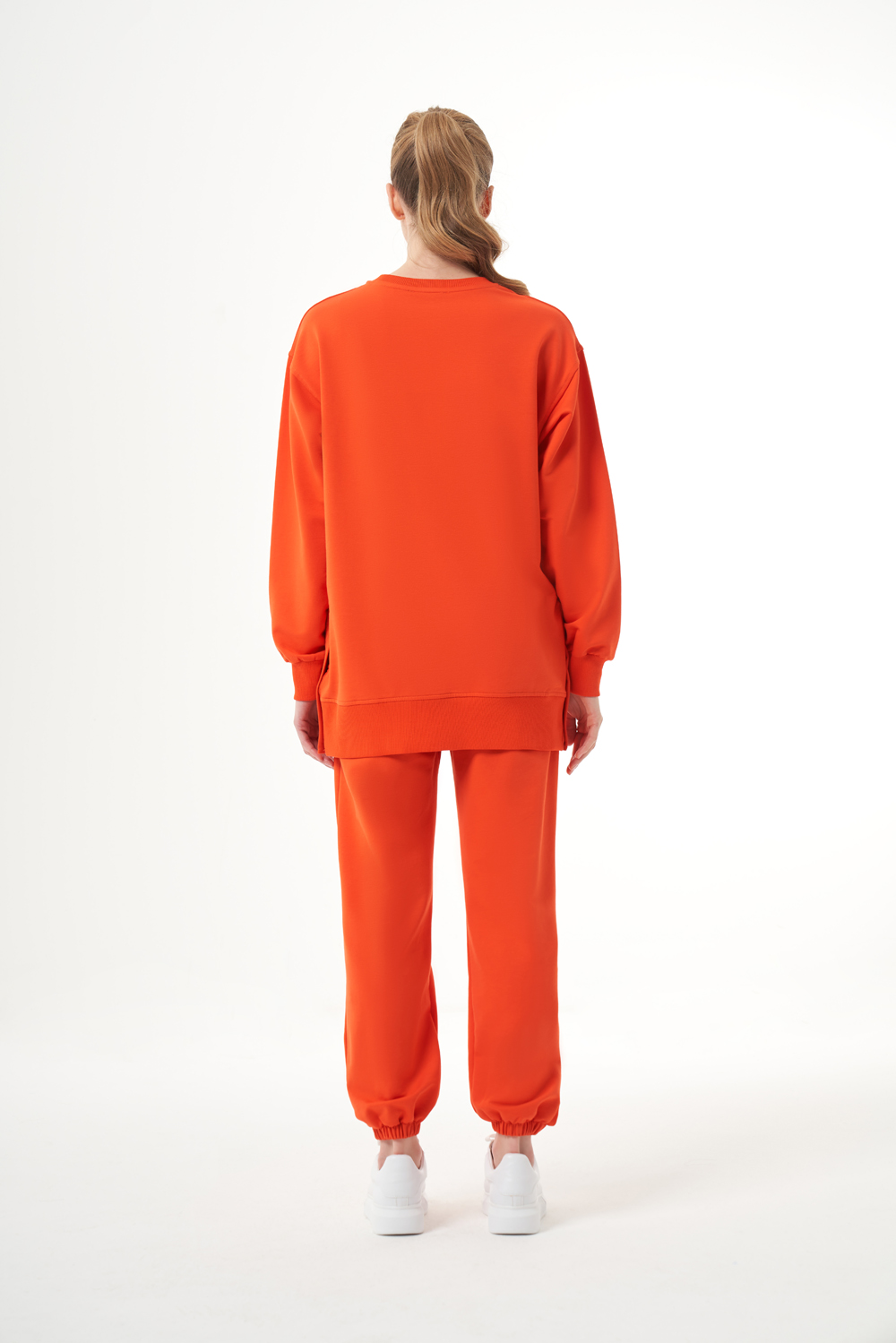 Mizalle Yanları Çıtçıtlı Yuvarlak Yaka Nar Çiçeği Sweatshirt