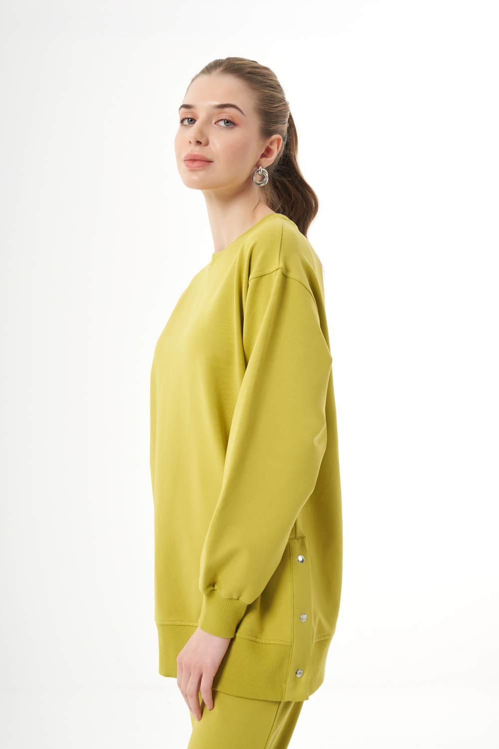 Mizalle Yanları Çıtçıtlı Yuvarlak Yaka Yeşil Sweatshirt